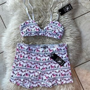 Wildfox Christmas Intimate set